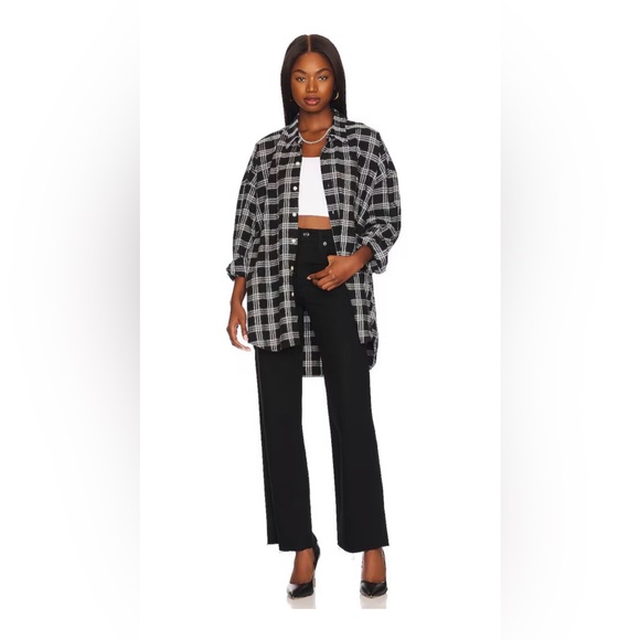 SLVRLAKE Grace Jeans in Jet Black - Picture 4 of 10